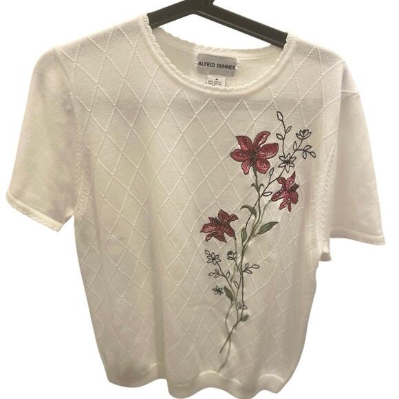 VTG 90’s Alfred Dunner Top knitted White Floral Embroidery Sz M COTTAGECORE - Picture 1 of 9